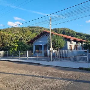 Casa Centenaria No Centro De Pomerode